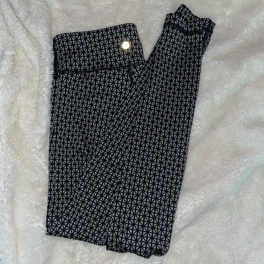 lululemon leggings 28”